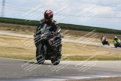 media/Apr-26-2024-TrackDaz (Fri) [[c4b677d280]]/C Group/140pm (Wheelie Bump)/